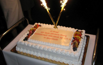 Zdjęcie tortu Jubileusz Spółki 25-lecie istnienia firmy - kwiecień 2018 r. 