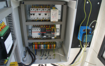 Osprzęt elektryczno-elektroniczny (moduł sterowania) do dezodoryzacji-kurtyny antyodorowej kompostownia.